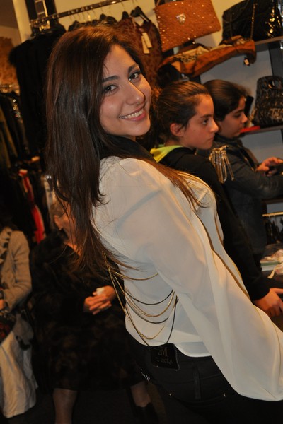 S ladies boutique Opening
